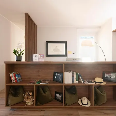 Ξενοδοχείο De' Clementi 2*