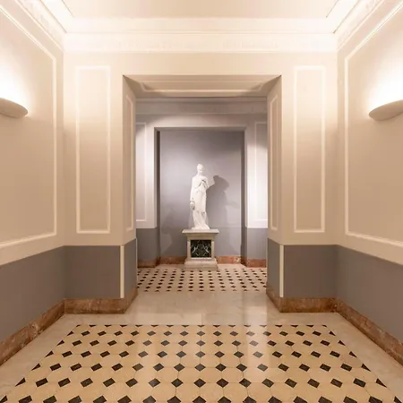 מלון De' Clementi 2*