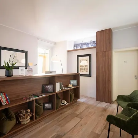 מלון De' Clementi 2*